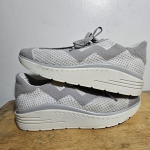 Stuart Weitzman shoes 9.5 womens